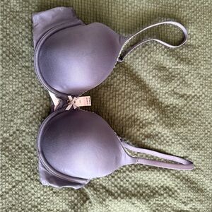 Victoria's Secret Light Lavender T-Shirt Bra